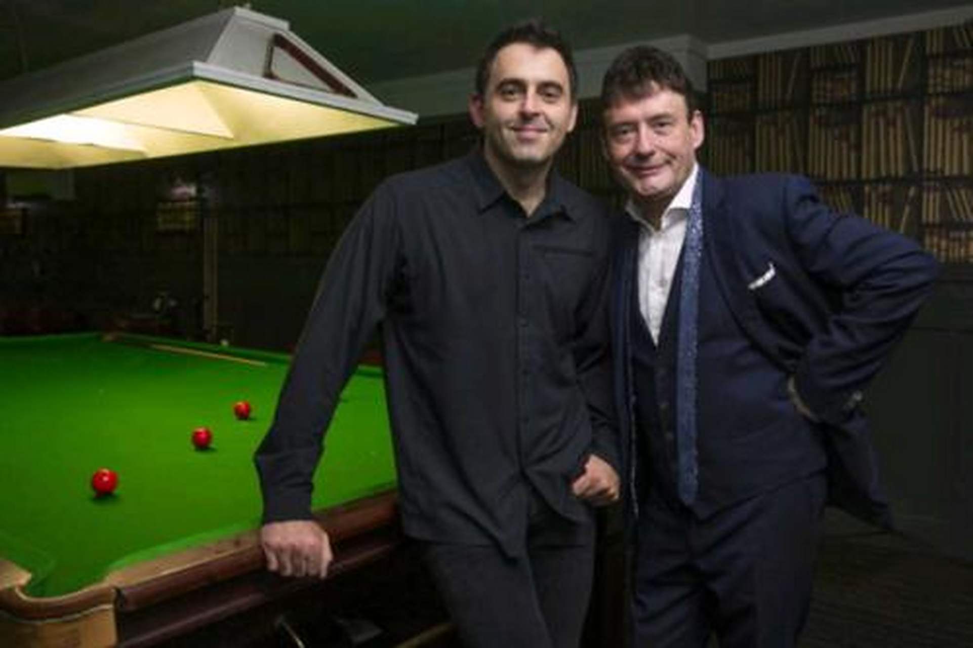 三人组频频 三人组频频